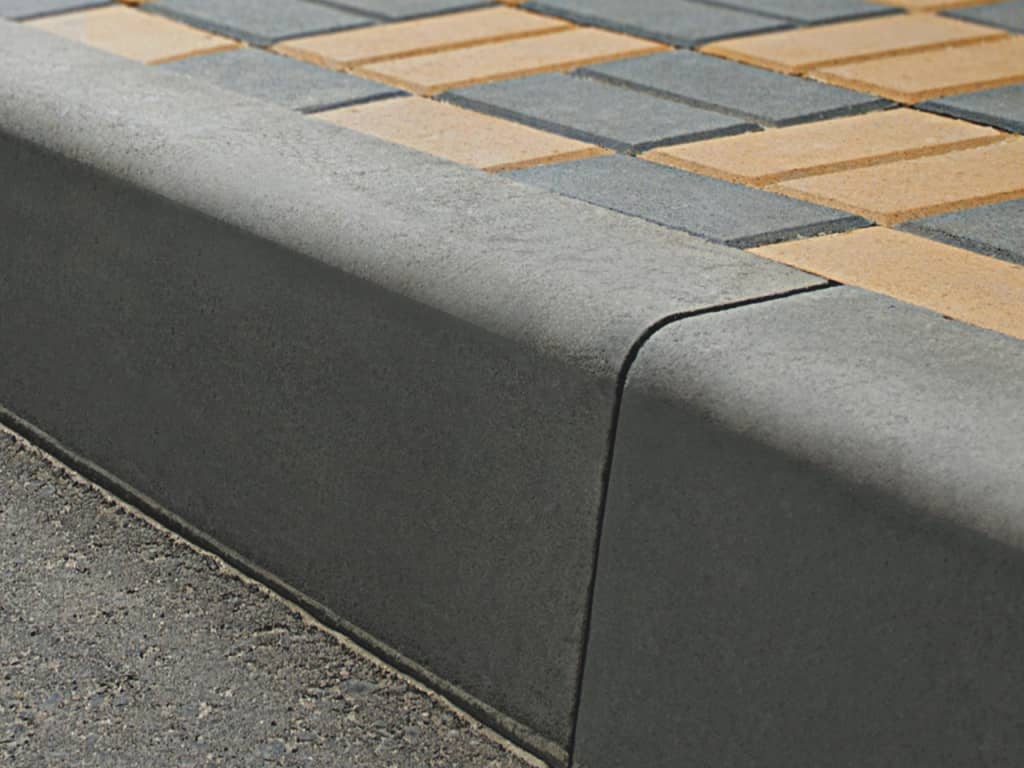 Продажа дорожного бордюра в Приозерске